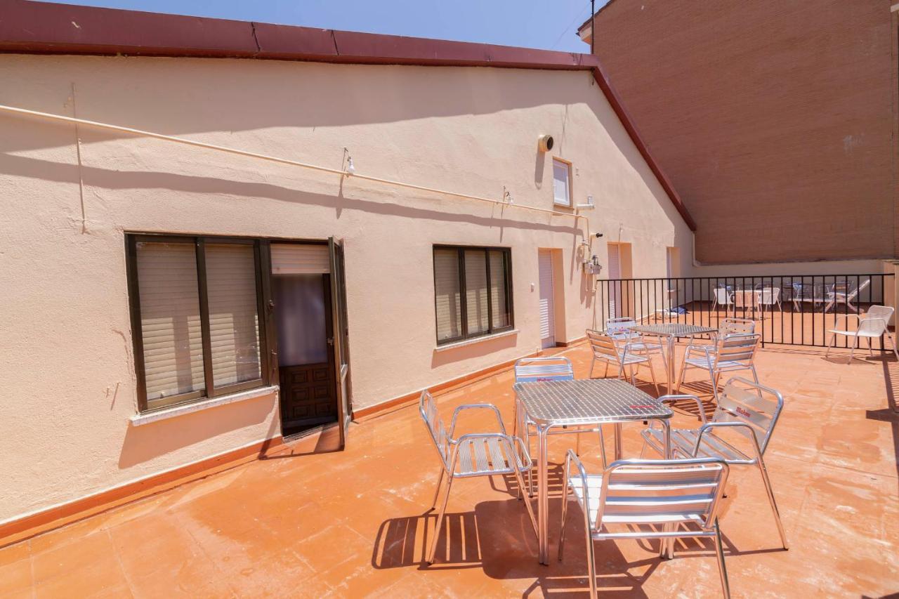 Apartamentos El Balcon Del Duero Сан-Эстебан-де-Гормас Экстерьер фото